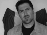 Tony Troja, webstar canterina che non la manda a dire