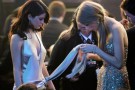 American Music Awards 2011: Taylor Swift e Selena Gomez (foto)