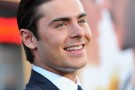 Zac Efron: “Ecco come slacciare il reggiseno con una sola mossa” – Video