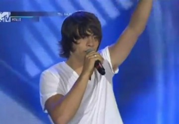 Alessandro Casillo ai TRL Awards 2012 canta Mai (video)